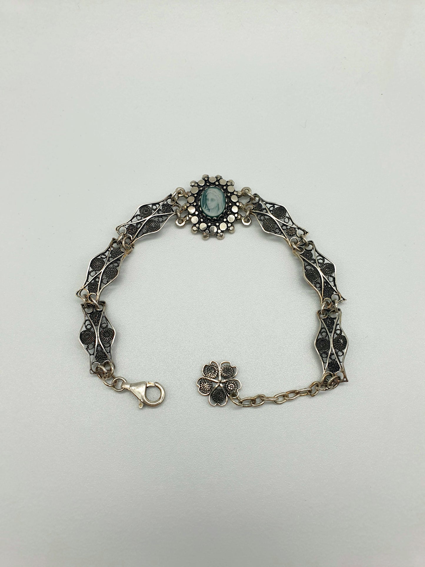 Silver 925 traditional bracelet "Queen of peace"